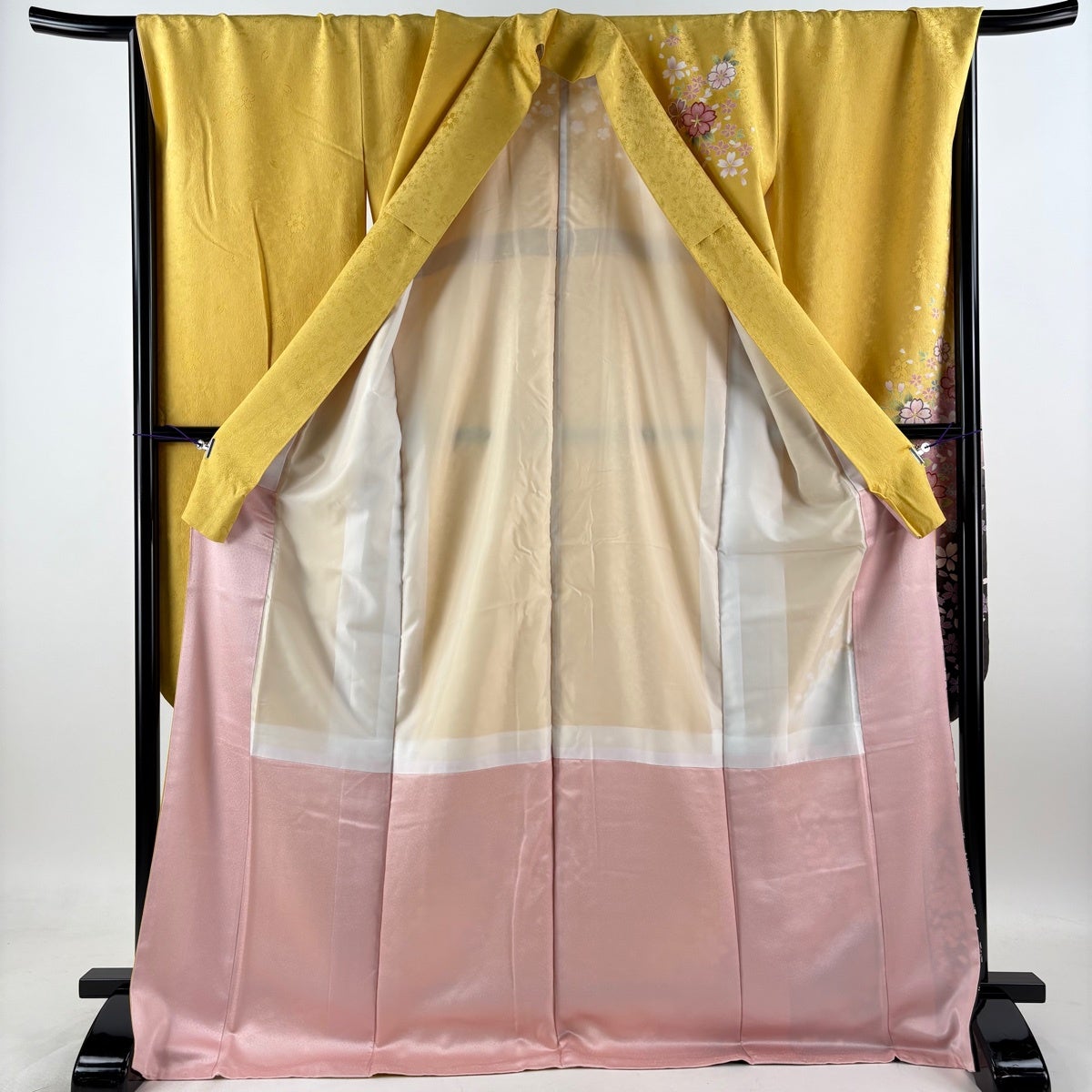 美品】 振袖 身丈174cm 裄丈69.5cm L 袷 桜 雪輪 金彩 染め分け 山吹色