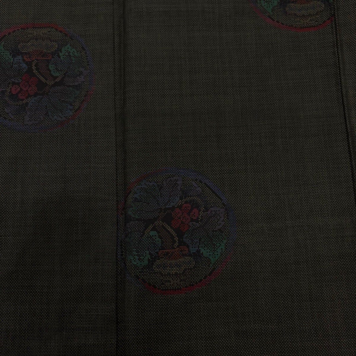 美品】 紬 身丈158cm 裄丈65cm M 袷 葉と実 深緑 正絹 秀品｜中古