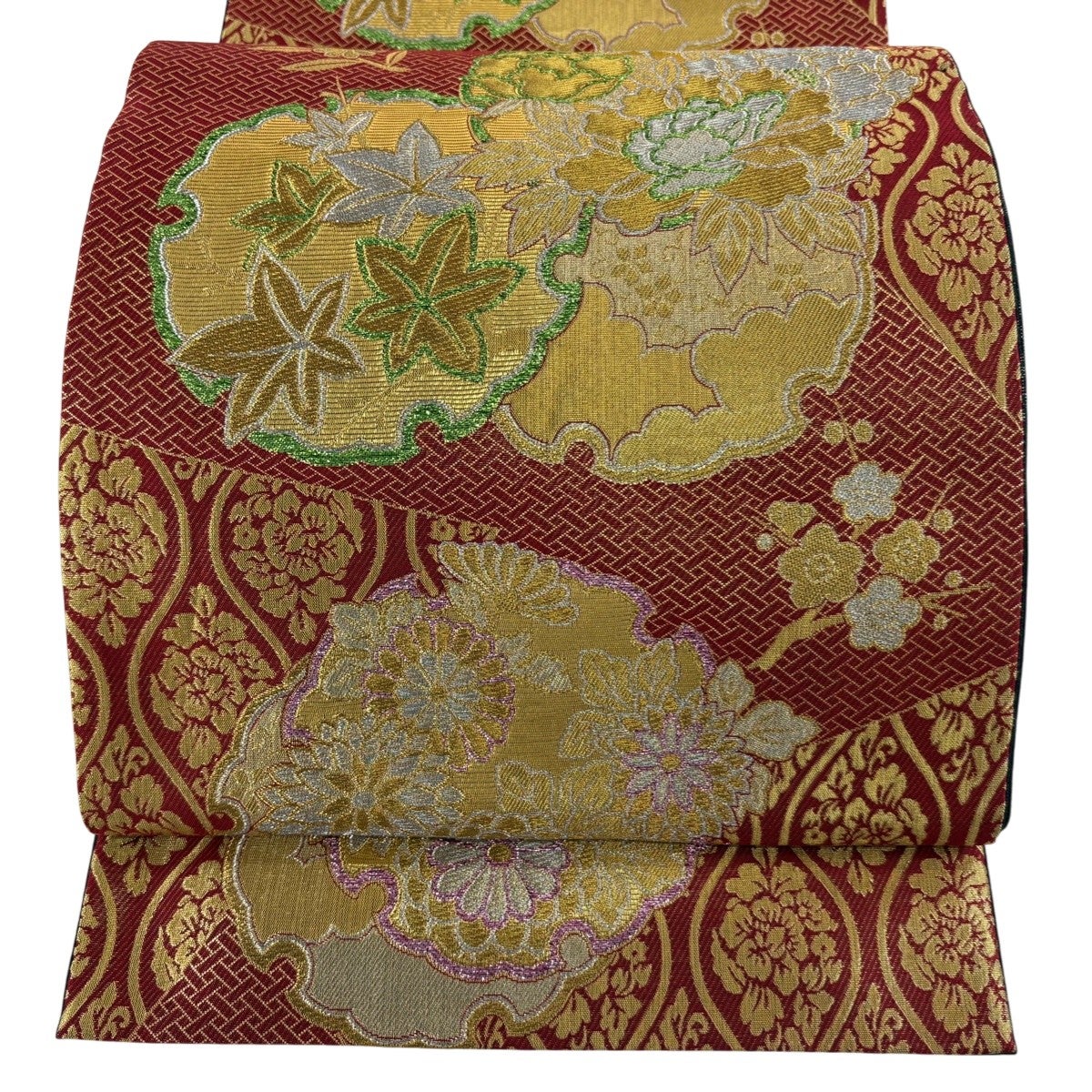 美品】 袋帯 秀品 雪輪 花鳥 刺繍 ベージュ 六通 正絹｜中古・古着