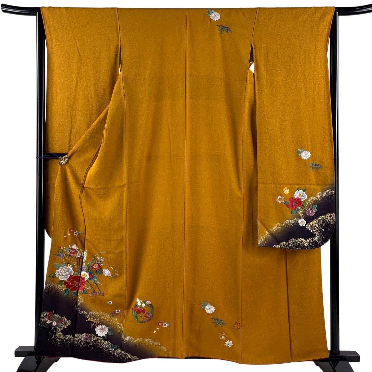 振袖 身丈159.5cm 裄丈65cm M 袷 牡丹 御所車 刺繍 金糸 山吹茶色 正絹