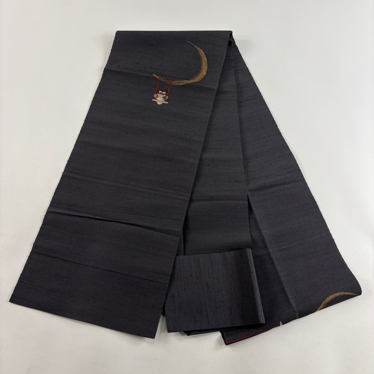 名古屋帯 秀品 八寸名古屋帯 松葉仕立て フクロウ 月 金糸 墨色 正絹