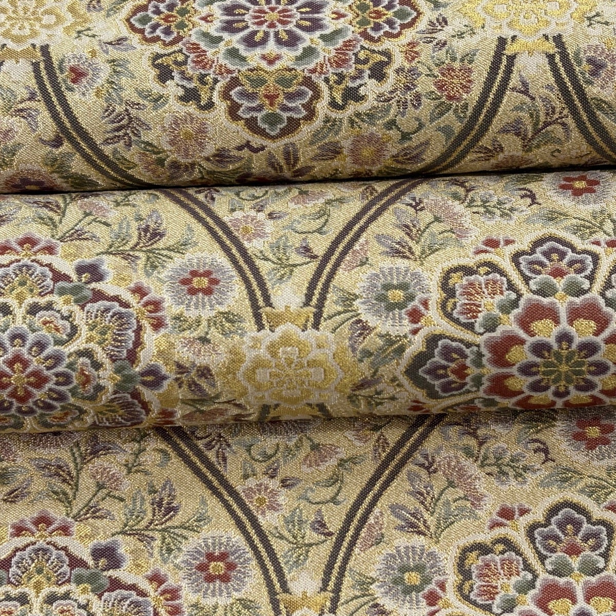 袋帯 逸品 立涌 華文 金糸 箔 ベージュ 六通 正絹｜中古・古着