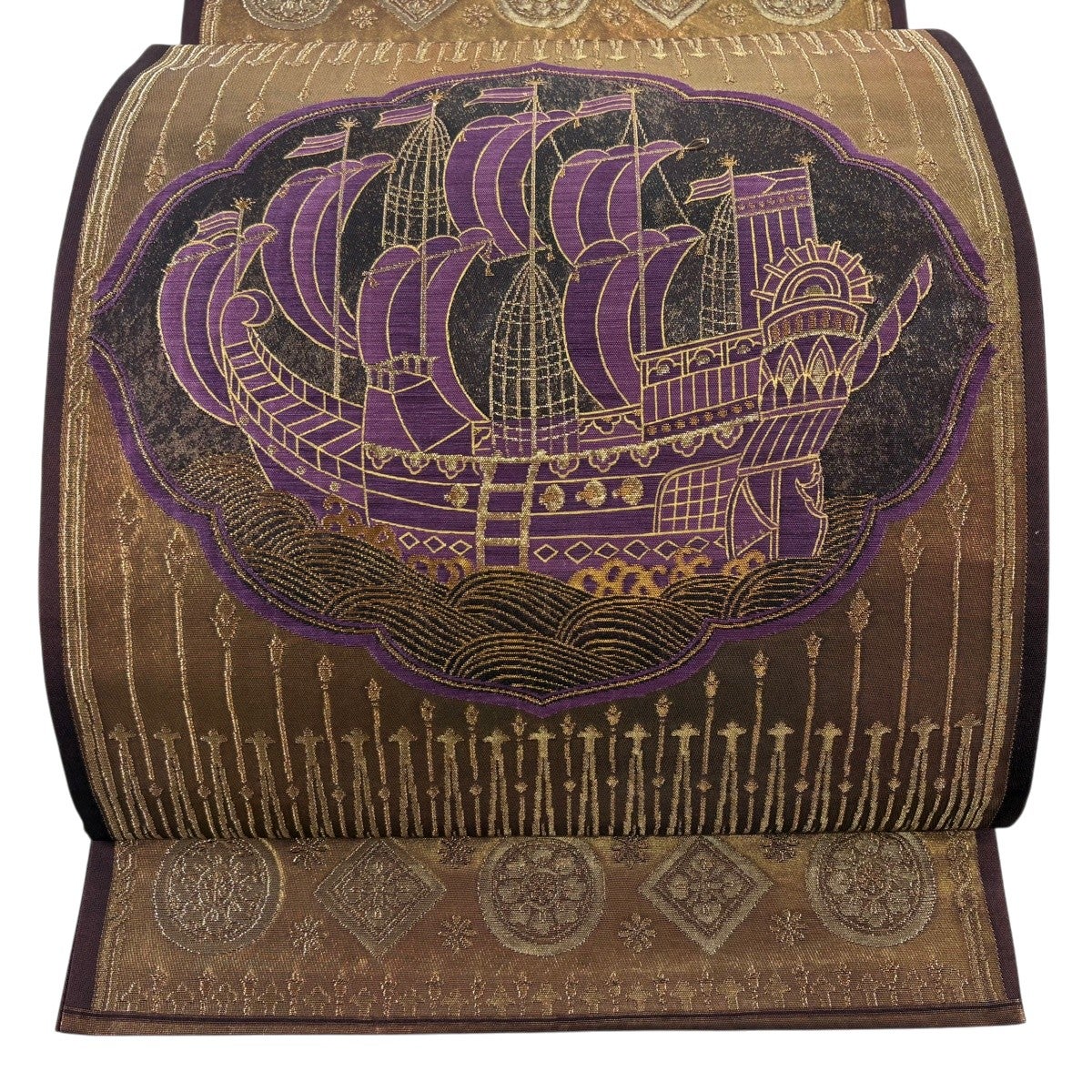 【締め跡あり】袋帯 刺繍　エジプト　光沢紫色　お太鼓柄 袋帯 逸品 帝王紫 落款あり 関西仕立て 船 波 金糸 箔 金色 お太鼓柄