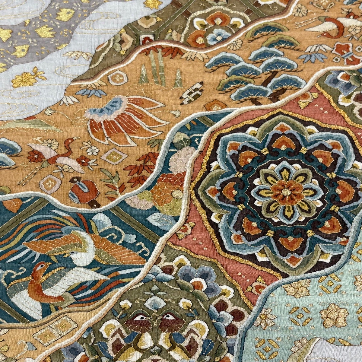 美品】 袋帯 逸品 華文 鳥 金糸 灰色 お太鼓柄 正絹｜中古・古着
