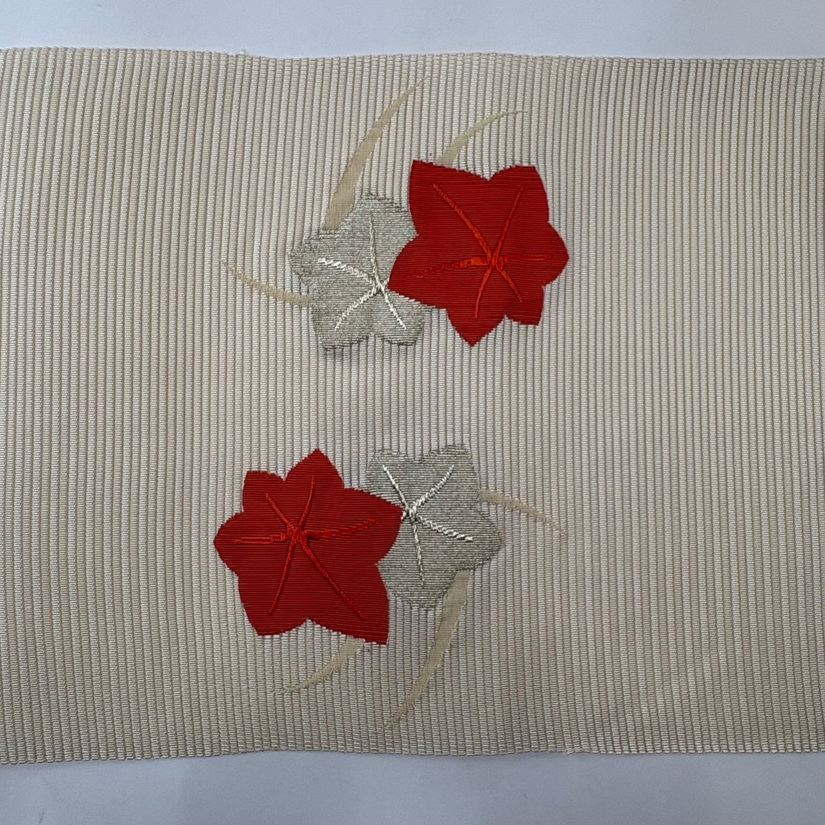 美品】 名古屋帯 優品 夏帯 絽 八寸名古屋帯 松葉仕立て 紅葉 金糸