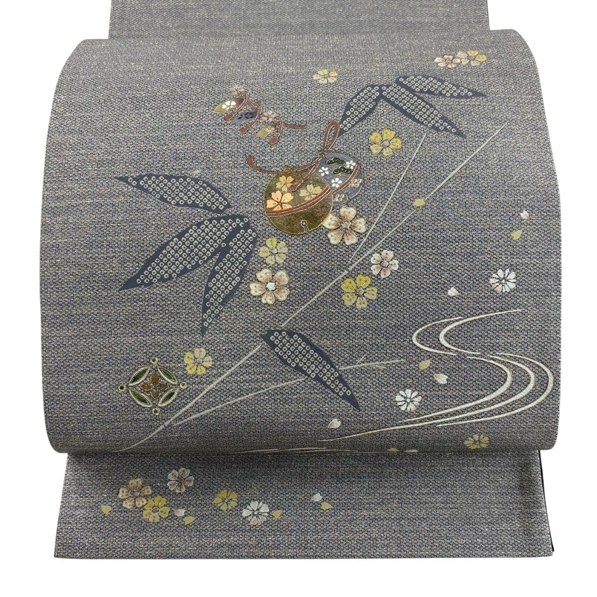 ［お太鼓柄］袋帯　金彩七宝文　新品未使用品　468cm O-433 袋帯 秀品 鈴 花 金彩 箔 灰色 お太鼓柄 正絹｜中古・古着・リサイクル