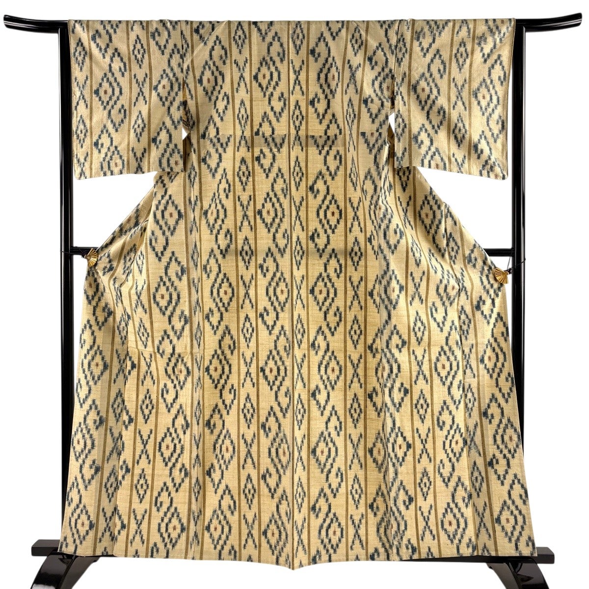美品】 紬 身丈162cm 裄丈63cm S 袷 縦縞 ベージュ 正絹 名品｜中古