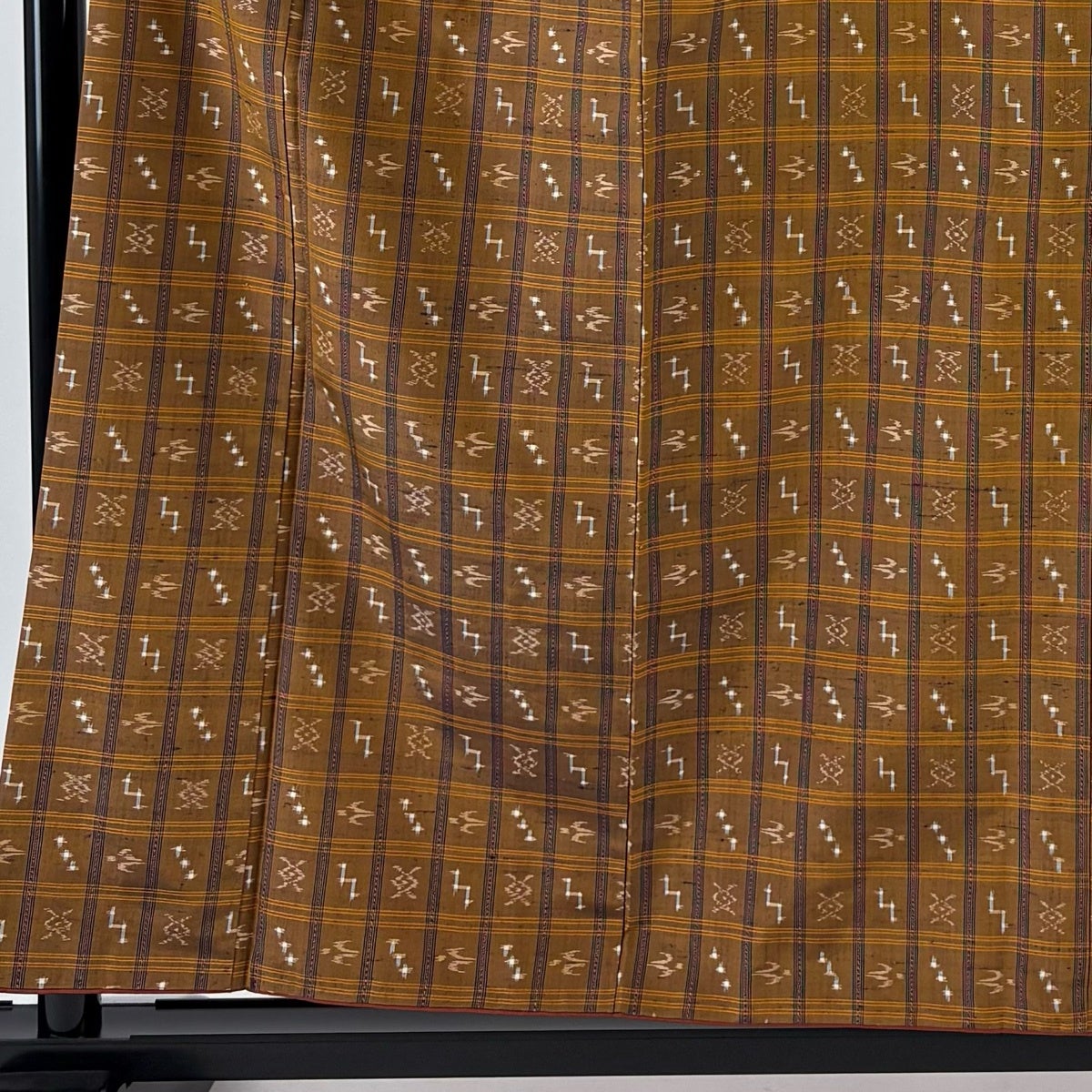 紬 身丈159cm 裄丈64cm M 袷 格子 燕 茶色 正絹 秀品｜中古・古着