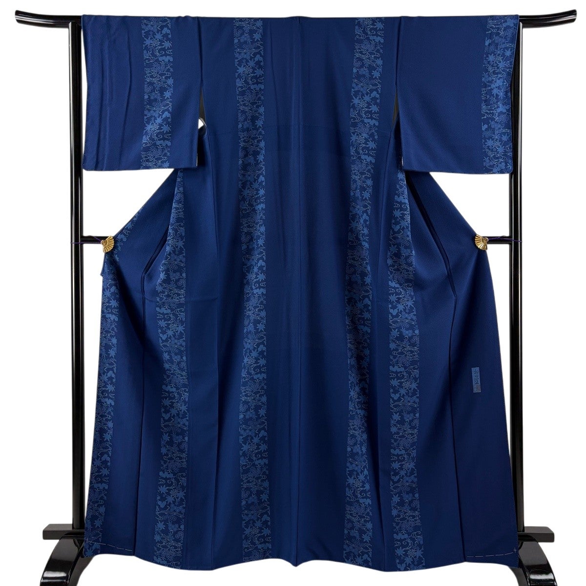 小紋 身丈166.5cm 裄丈64cm M 袷 落款あり 梅 楓 藍色 正絹 秀品｜中古