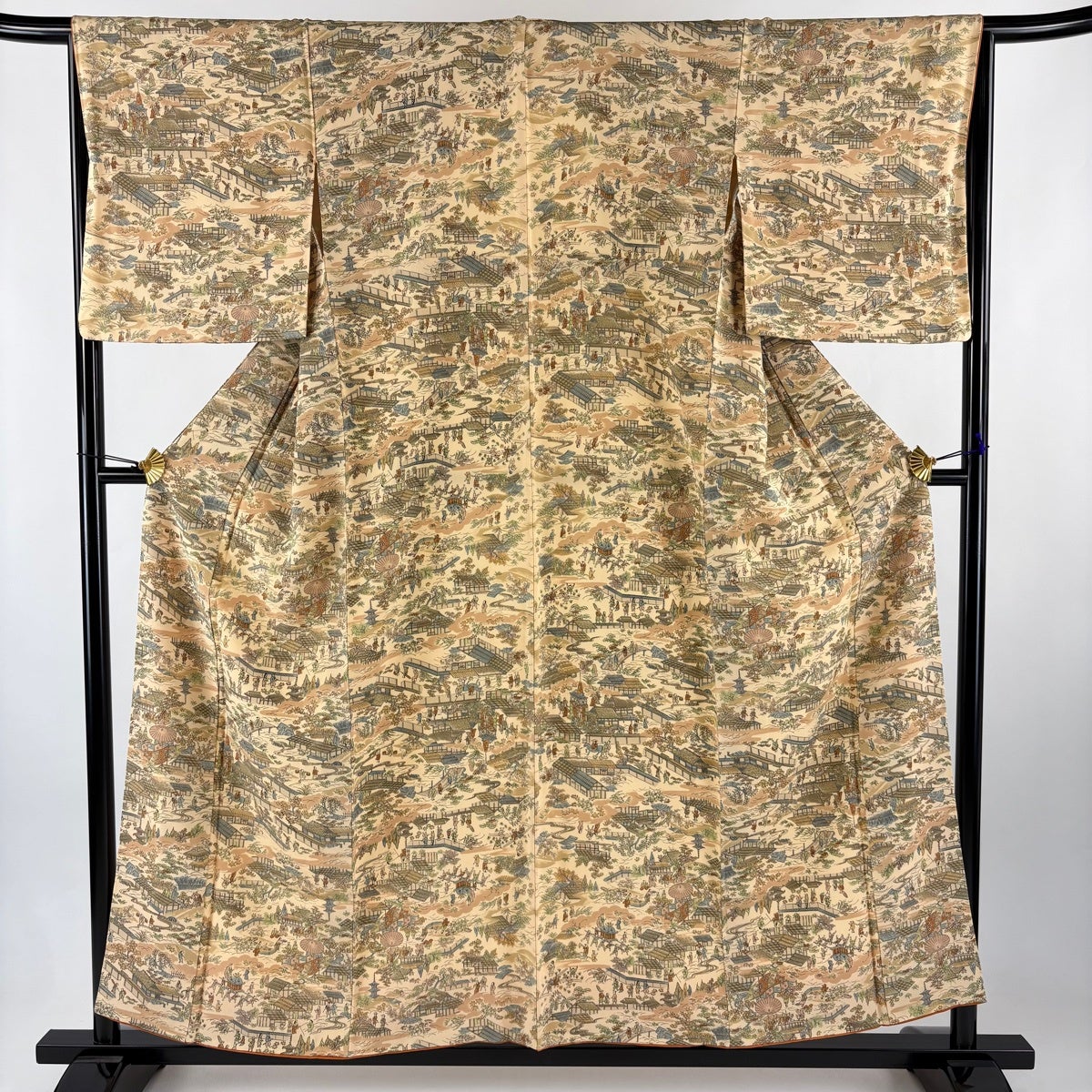 美品】 小紋 身丈162cm 裄丈64cm M 袷 地紋 草花 薄茶色 正絹 秀品