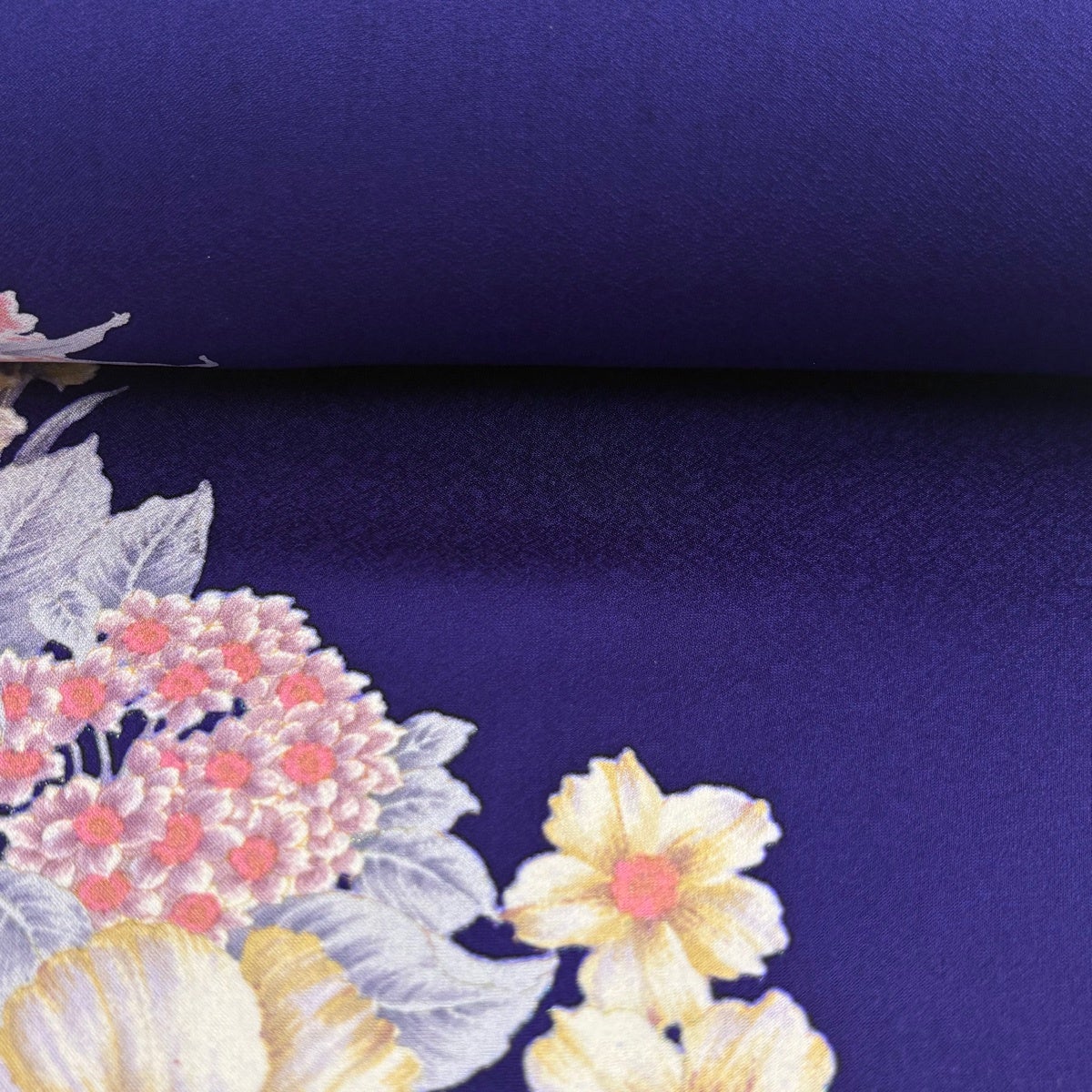 反物 秀品 小紋 草花 金彩 ラメ彩 青紫 正絹｜中古・古着・リサイクル