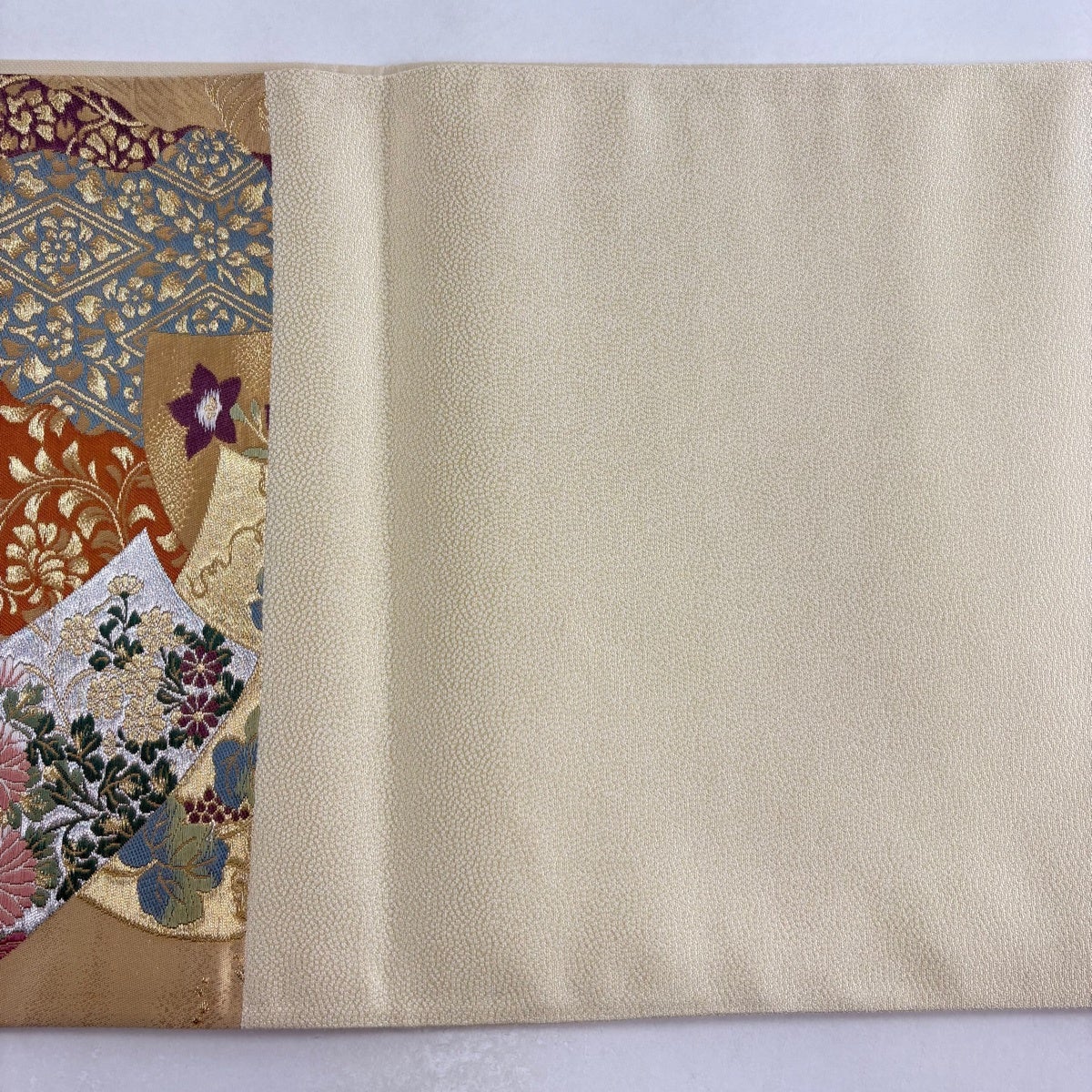 美品】 袋帯 秀品 梅 草花 金銀糸 箔 ベージュ 六通 正絹｜中古・古着