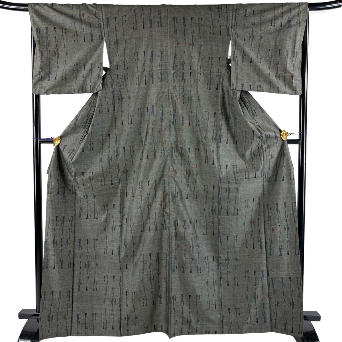 紬 身丈168cm 裄丈66cm M 袷 幾何学 黒灰 正絹 秀品｜中古・古着