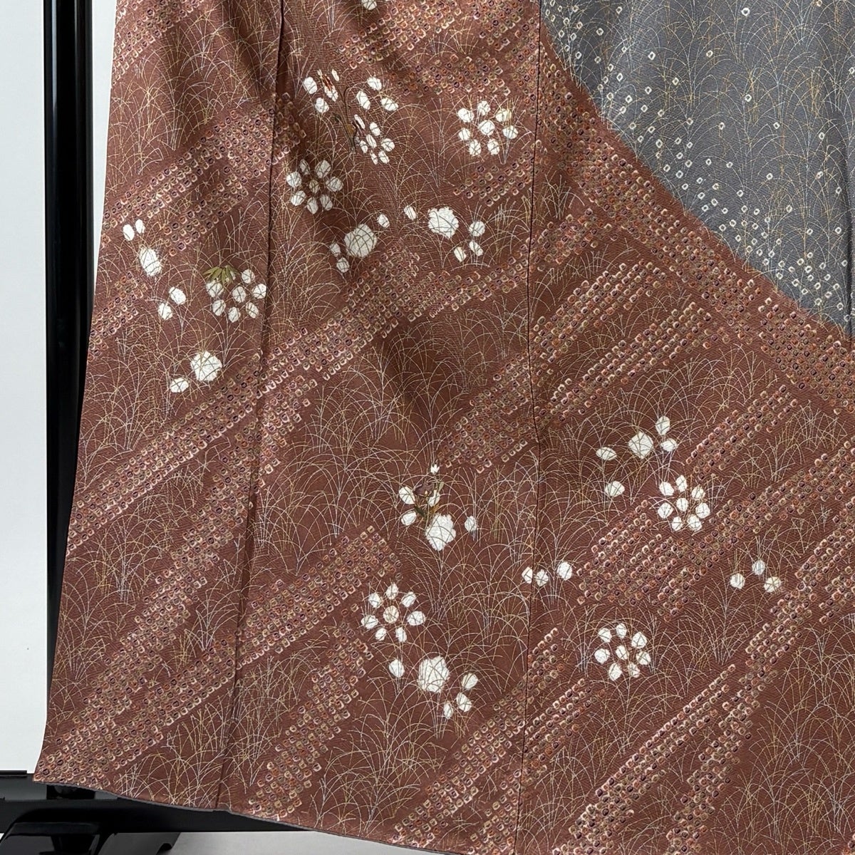 訪問着 身丈160cm 裄丈66.5cm M 袷 草花 幾何学模様 絞り 刺繍 小豆色
