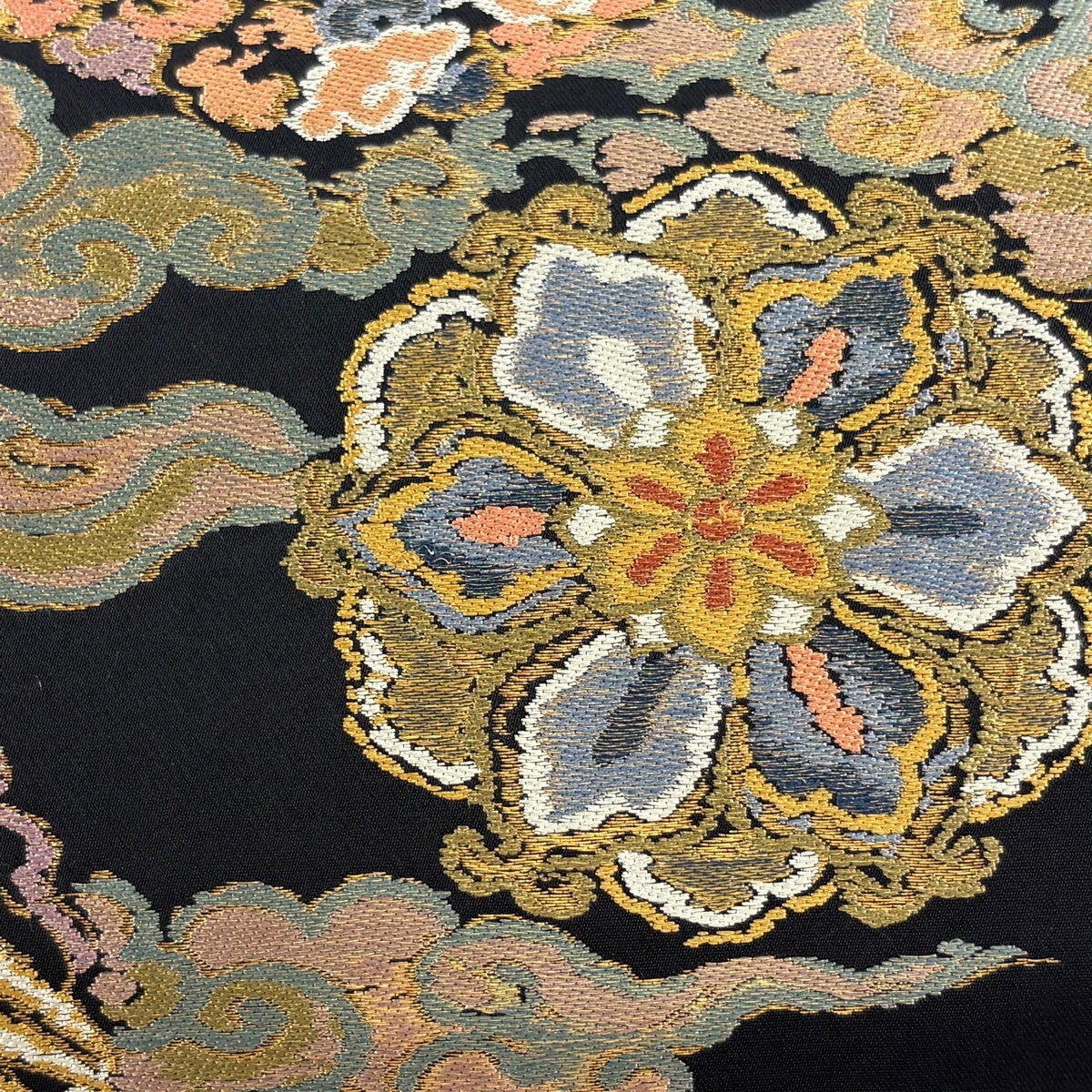 ビー子様　袋帯　正絹　黒地　美品 美品】 袋帯 秀品 東照宮 雲海天象文 金糸 黒 六通 正絹｜中古・古着