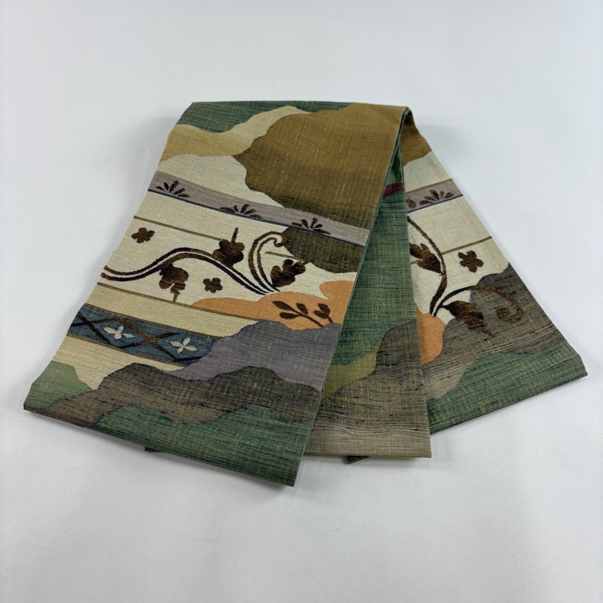 美品】 袋帯 秀品 紬地 葉柄 霞 金糸 緑 お太鼓柄 正絹｜中古・古着