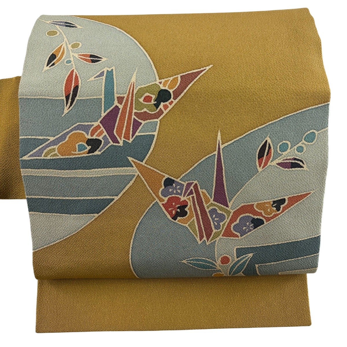 美品】 名古屋帯 秀品 落款あり 折り鶴 草花 縮緬 染め分け 山吹茶色