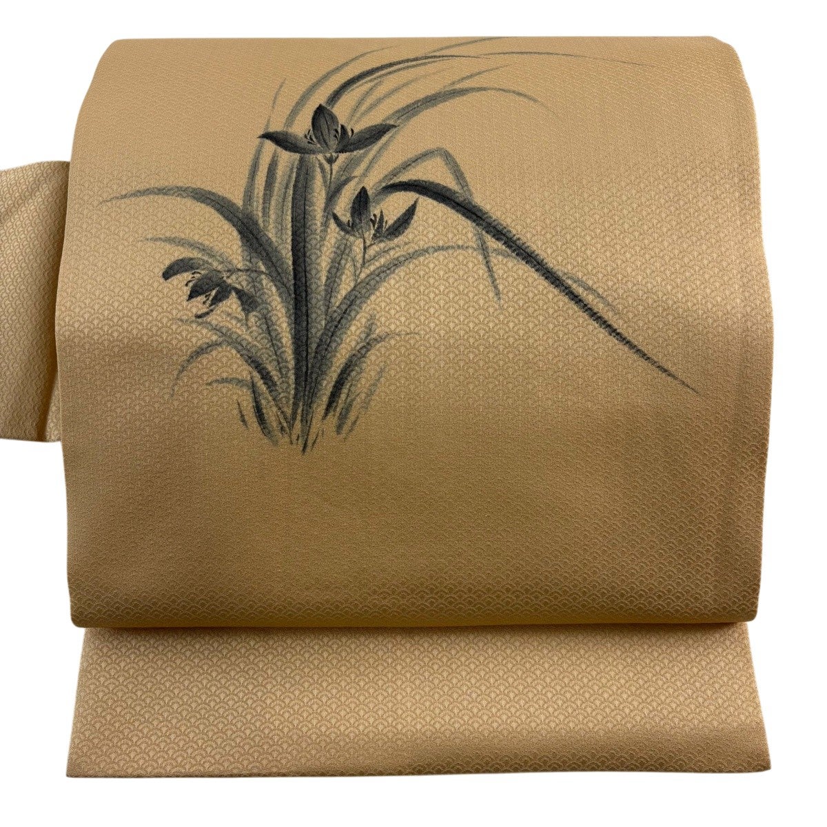 美品】 名古屋帯 優品 落款あり 髭紬地 草花 薄ピンク 正絹｜中古