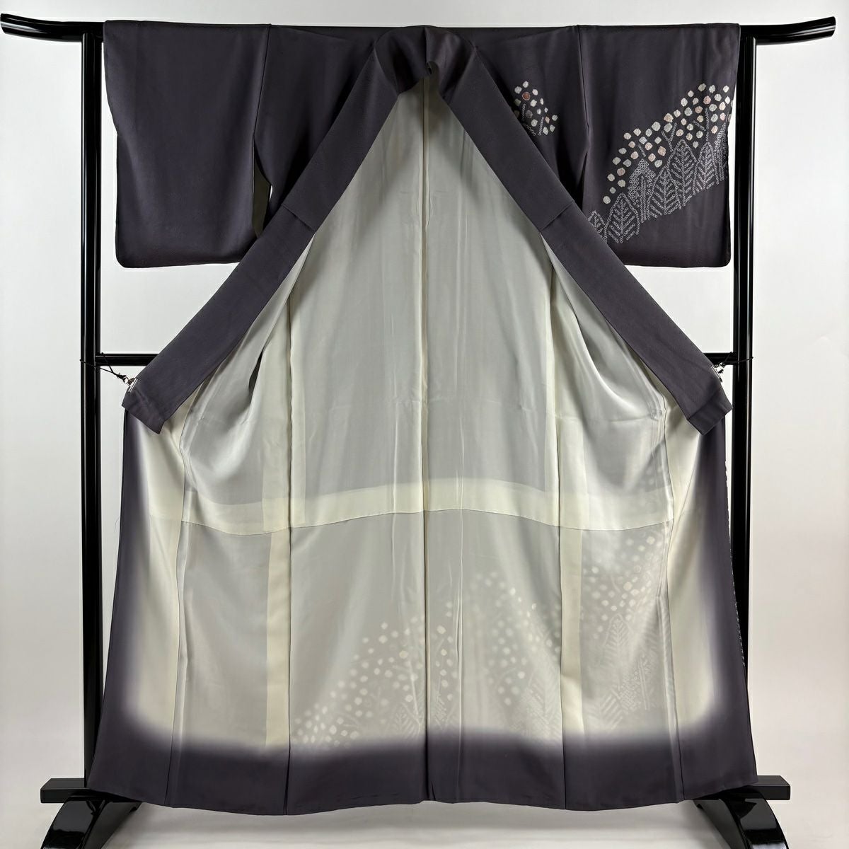 付下げ 身丈160cm 裄丈63.5cm 正絹 秀品 【中古】 付下げ 身丈160.5cm 裄丈63cm S 袷 器物 霞 銀糸 刺繍 灰紫 正絹 秀品
