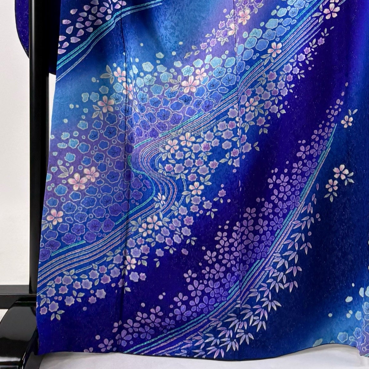 美品】 振袖 身丈166cm 裄丈69.5cm L 袷 やまと 草花 流水 銀通し