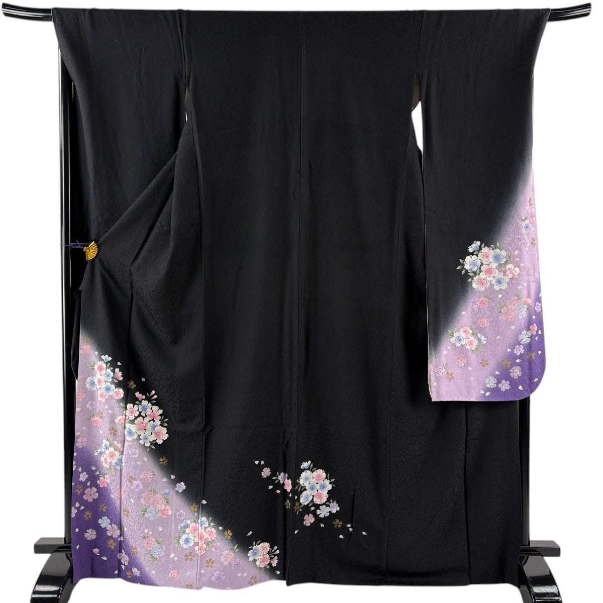 振袖 身丈169.5cm 裄丈67.5cm L 袷 菊 松竹梅 金彩 絞り 黒 正絹 秀品