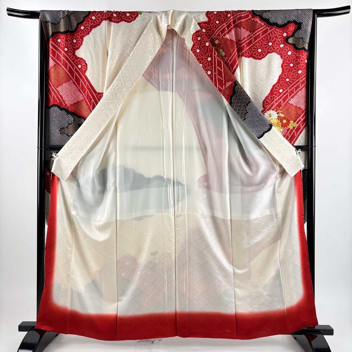 振袖 身丈161.5cm 裄丈67.5cm L 袷 菊 橋 絞り 金糸 赤 正絹 名品