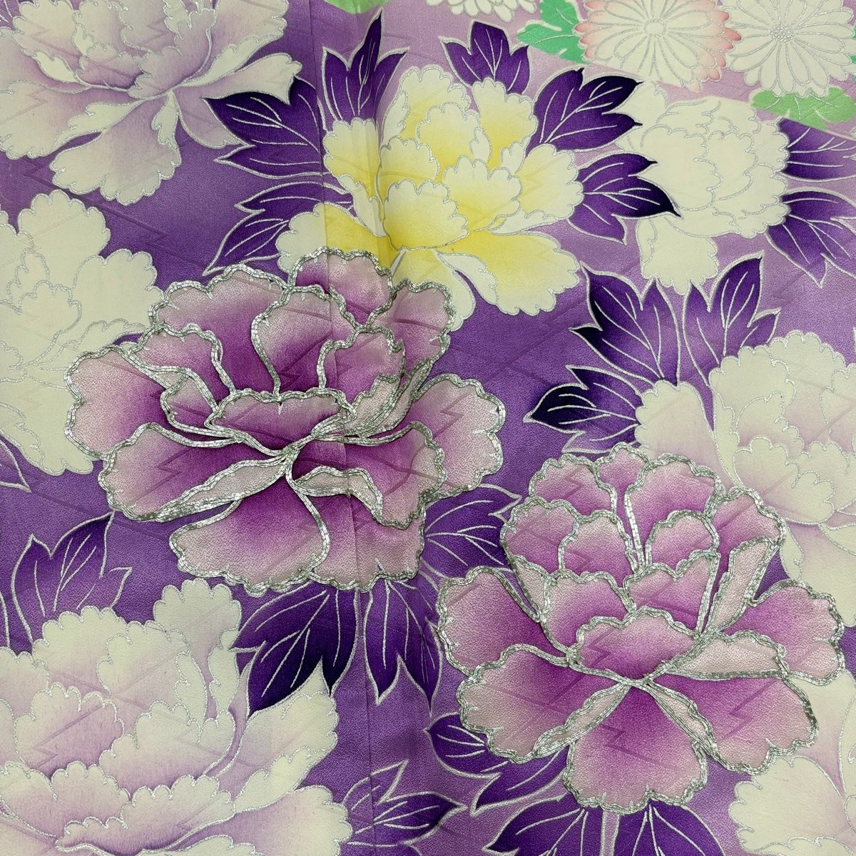 振袖 身丈155.5cm 裄丈61.5cm S 袷 牡丹 桜 銀糸 金彩 薄紫 正絹 優品