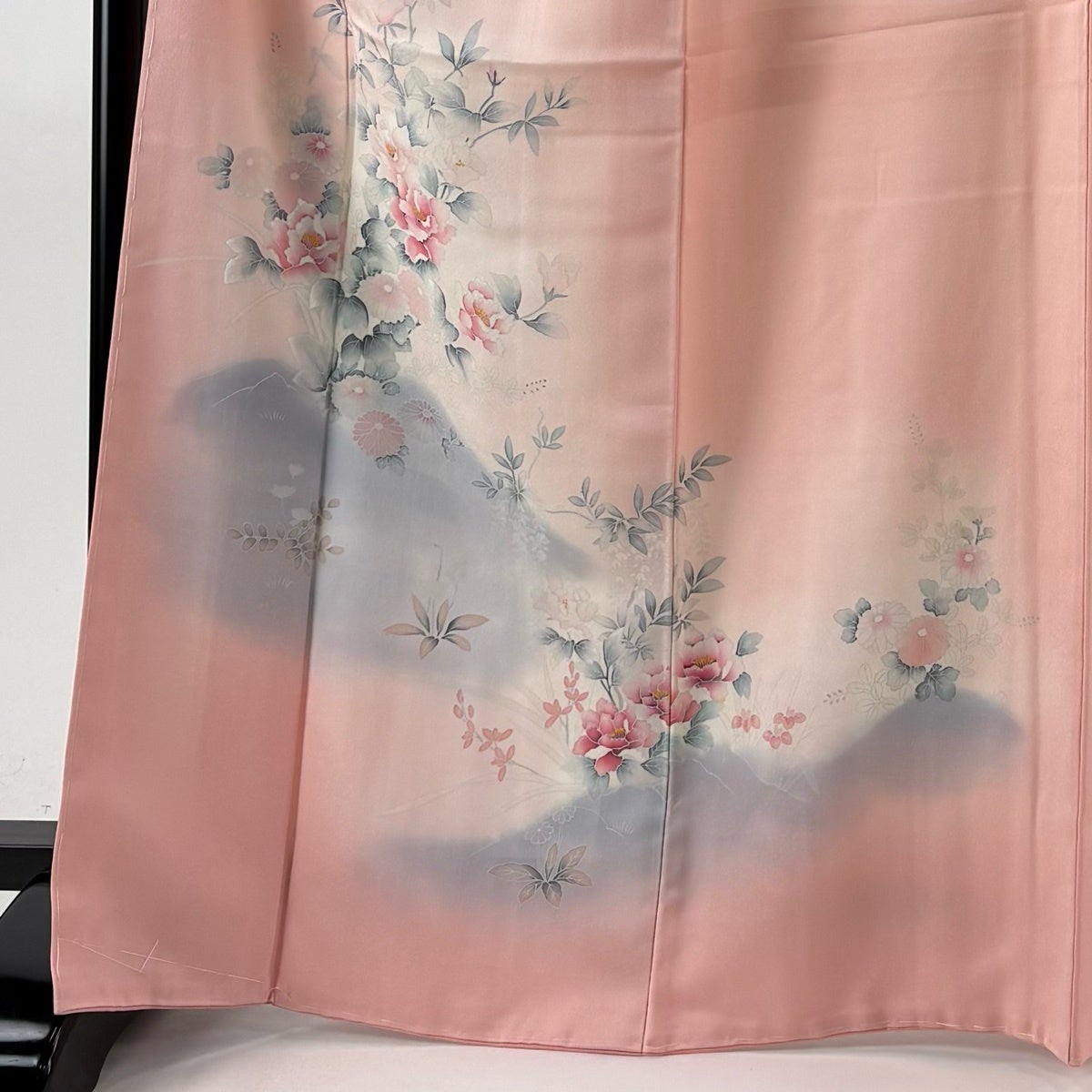 美品】 付下げ 身丈167.5cm 裄丈66cm M 袷 草花 ぼかし ピンク 正絹