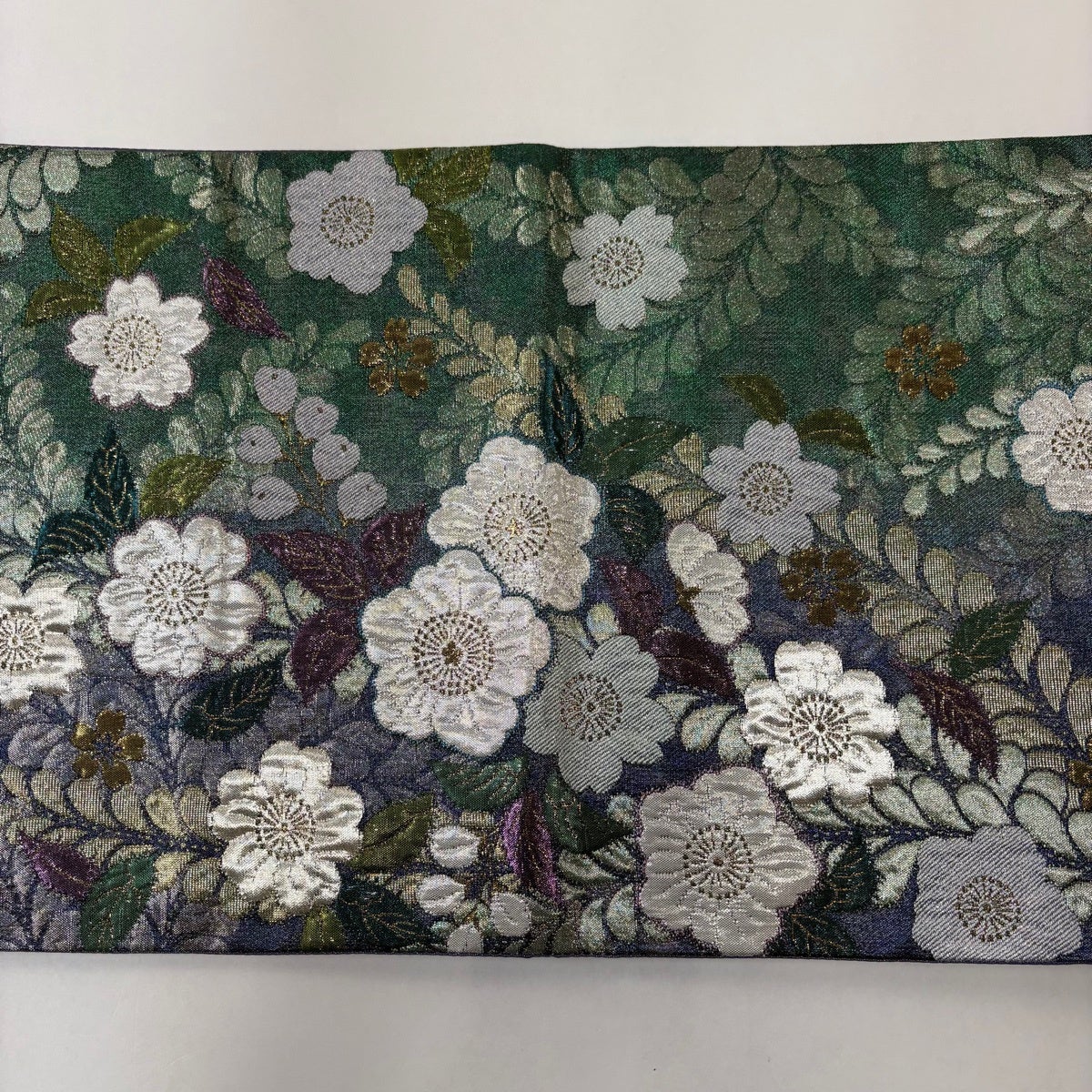 袋帯 秀品 鈴乃屋 草花 箔 緑 六通 正絹｜中古・古着・リサイクル着物