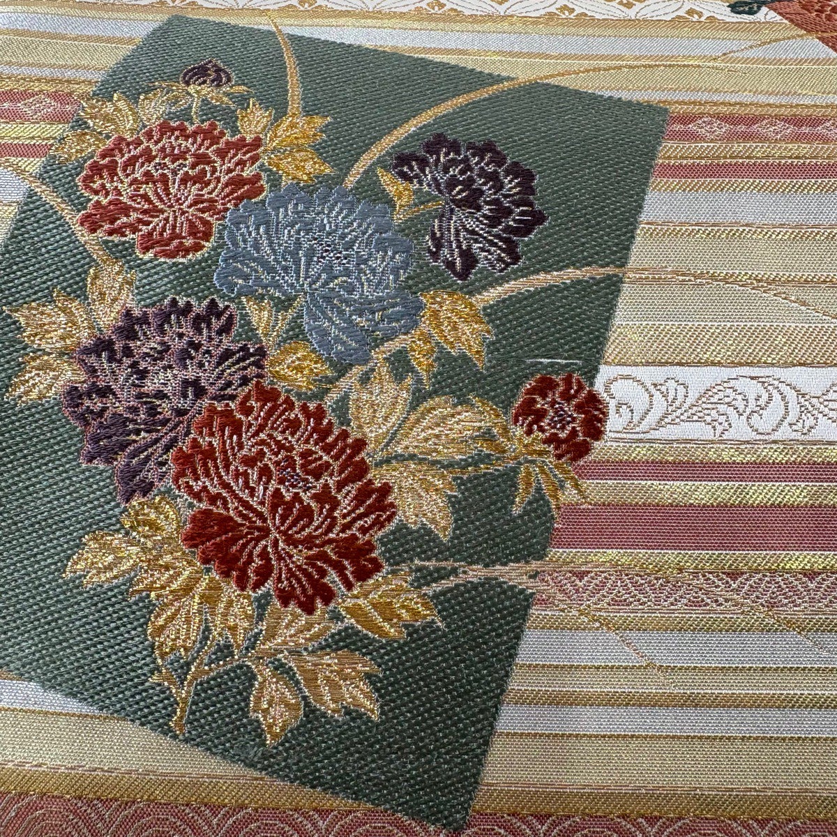 袋帯 秀品 色紙 草花 金糸 箔 金色 六通 正絹｜中古・古着・リサイクル