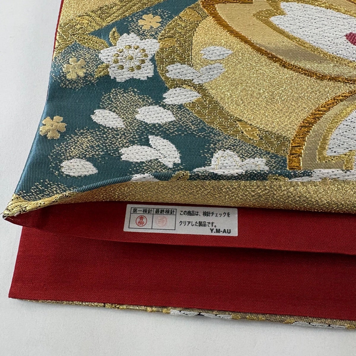 袋帯 秀品 振袖向き 桜 桜の花びら 金糸 唐織 金色 六通 正絹｜中古
