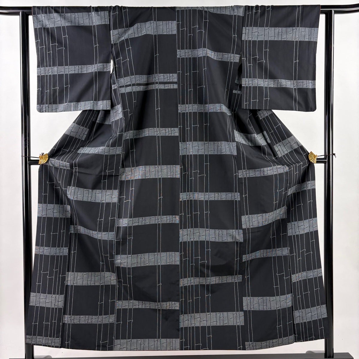 小紋 身丈164cm 裄丈66cm M 袷 紬地 幾何学 墨色 正絹 秀品｜中古