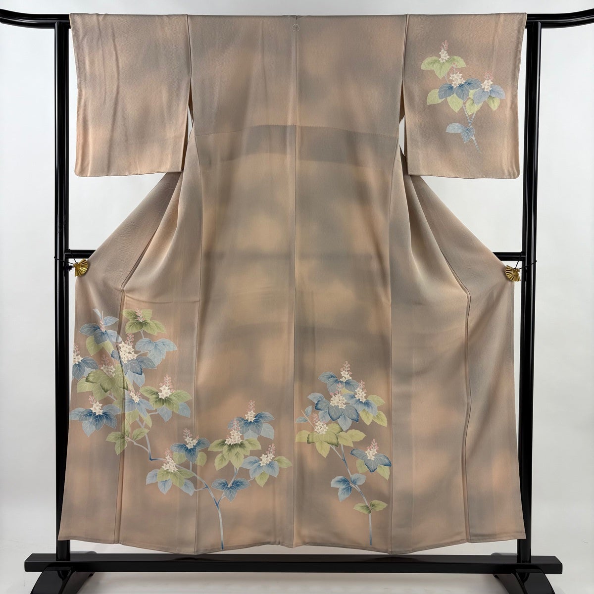 色無地 身丈153cm 裄丈65.5cm M 袷 地紋 ピンクベージュ 正絹 秀品