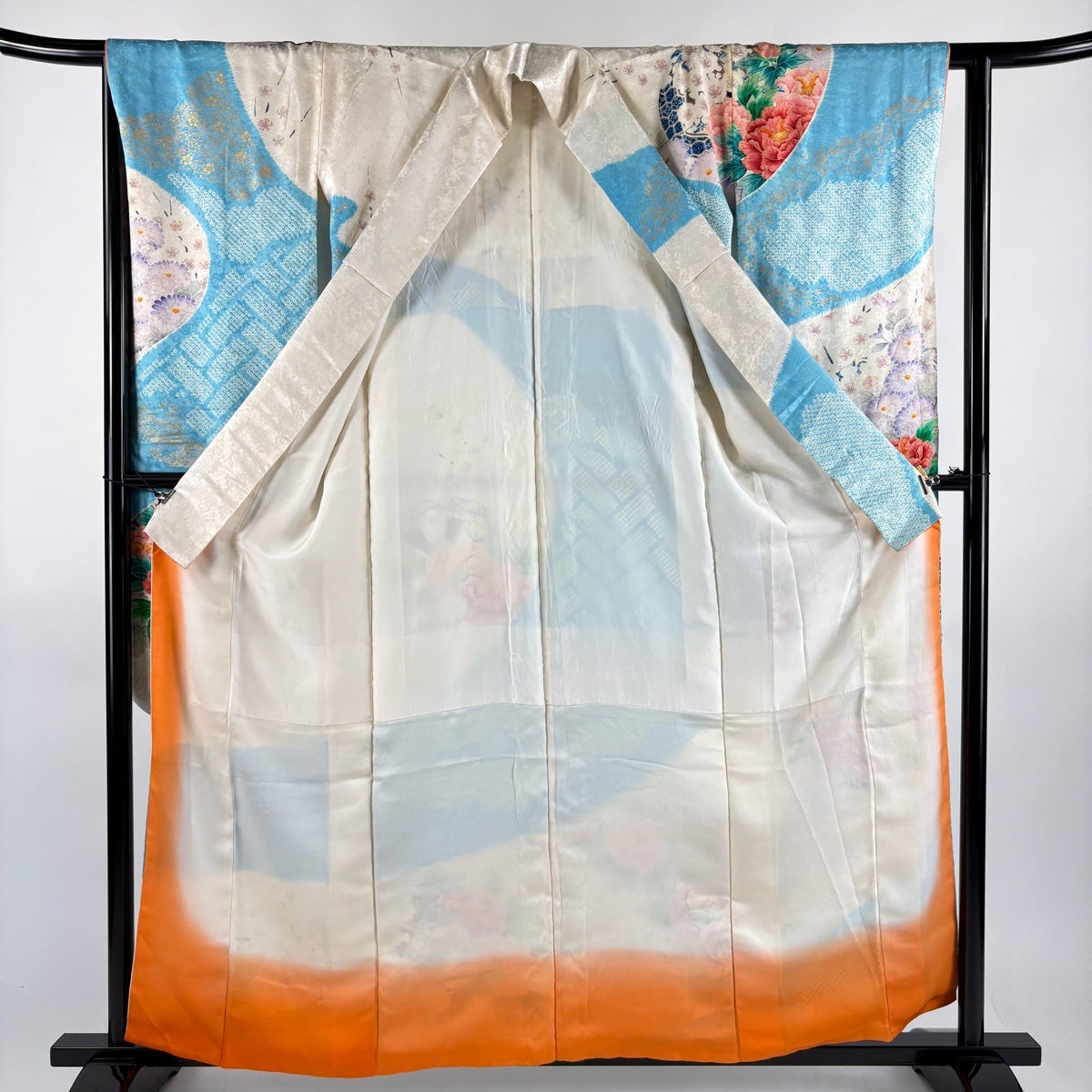 振袖 身丈159cm 裄丈64.5cm M 袷 牡丹 片輪車 金糸 絞り 水色 正絹