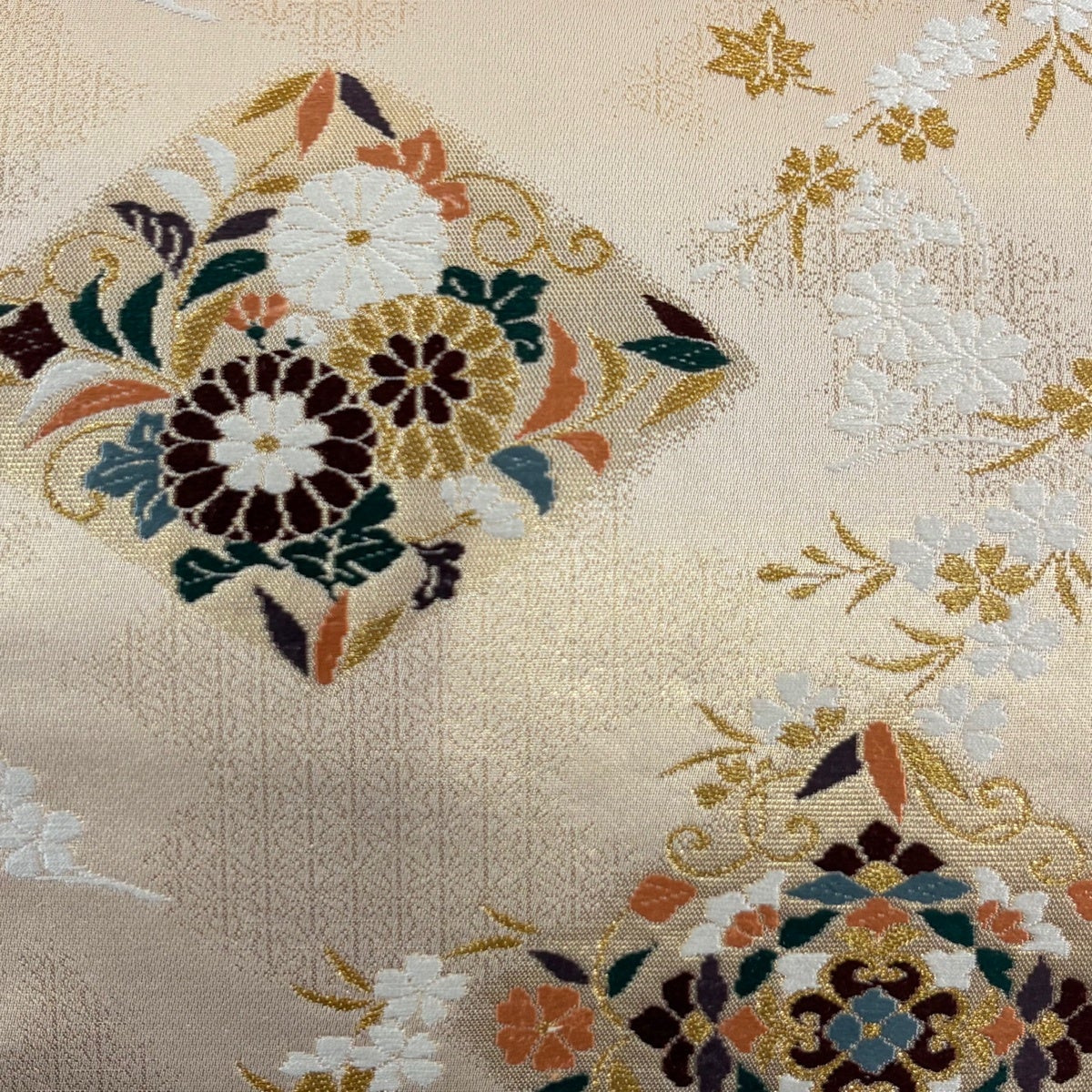 美品】 名古屋帯 秀品 華文 菊 箔 金糸 金色 正絹｜中古・古着