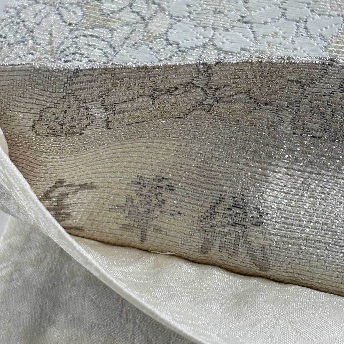 袋帯 名品 桜 菊 金銀糸 唐織 灰白 六通 正絹｜中古・古着・リサイクル