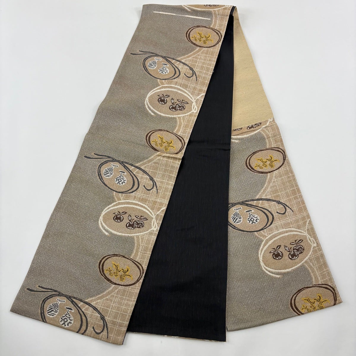 紬 美品 秀品 身丈161cm 裄丈65cm 正絹 【中古】 美品】 紬 身丈161.5cm 裄丈63cm S 袷 青灰色 正絹 秀品 一つ紋｜中古
