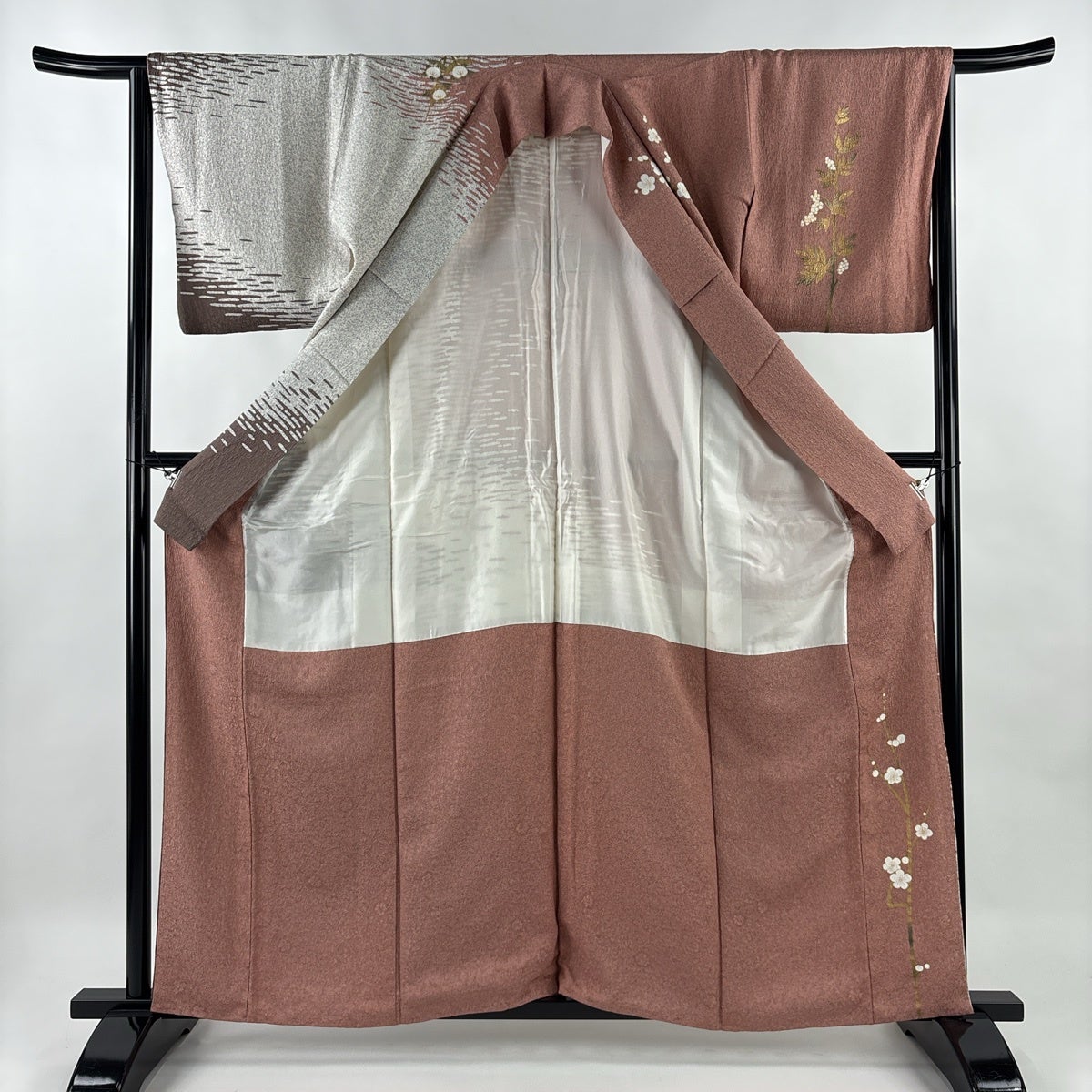 訪問着 身丈161.5cm 裄丈65cm M 袷 落款あり 菊 枝梅 金銀彩 ピンク
