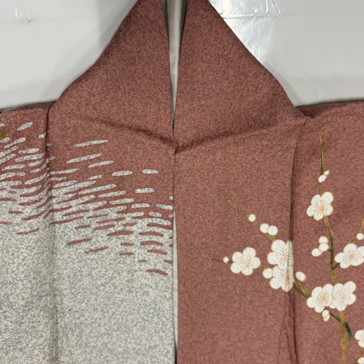 訪問着 身丈161.5cm 裄丈65cm M 袷 落款あり 菊 枝梅 金銀彩 ピンク