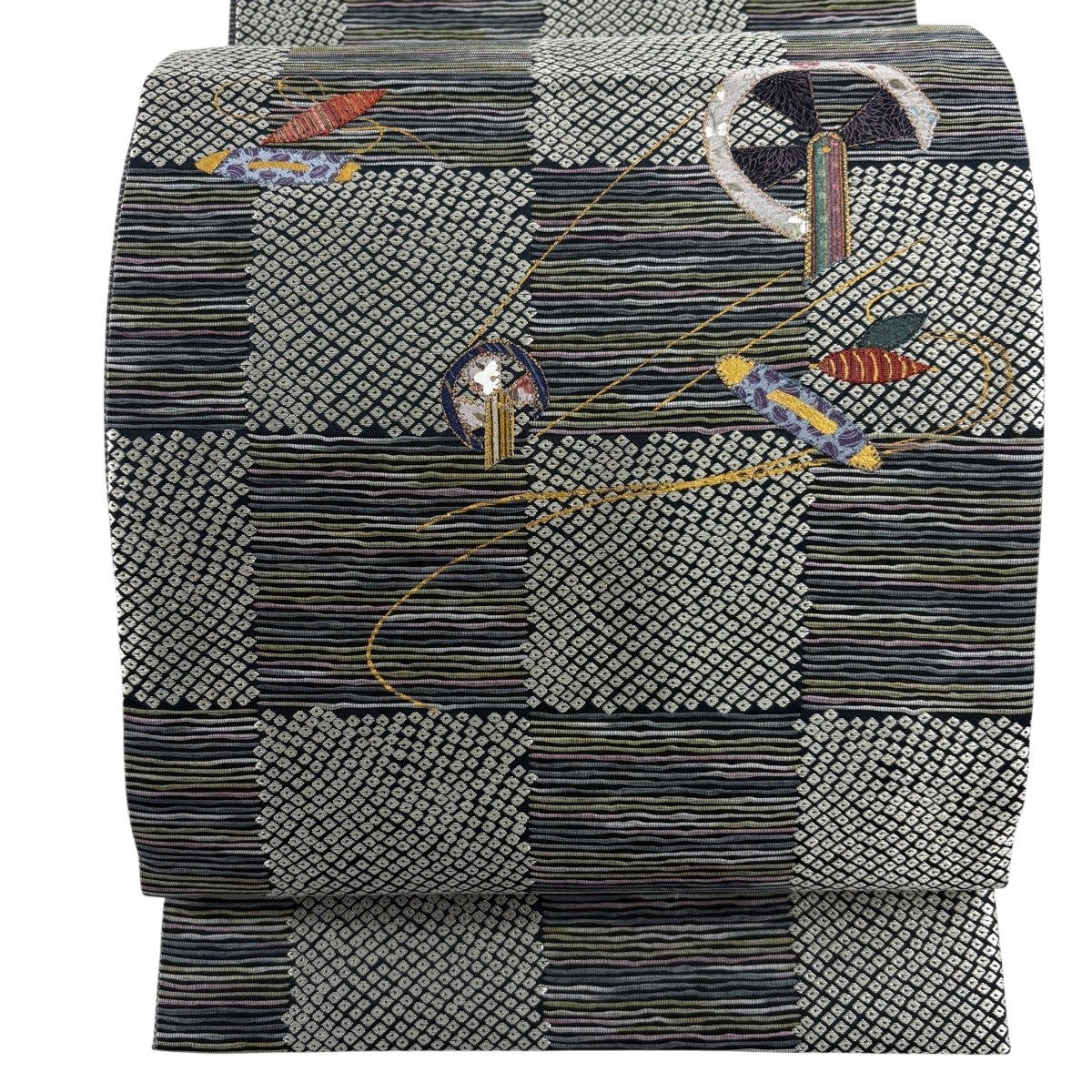 50%OFF 名古屋帯 秀品 落款あり 糸巻き 螺鈿箔 箔 銀色 正絹 K50｜中古