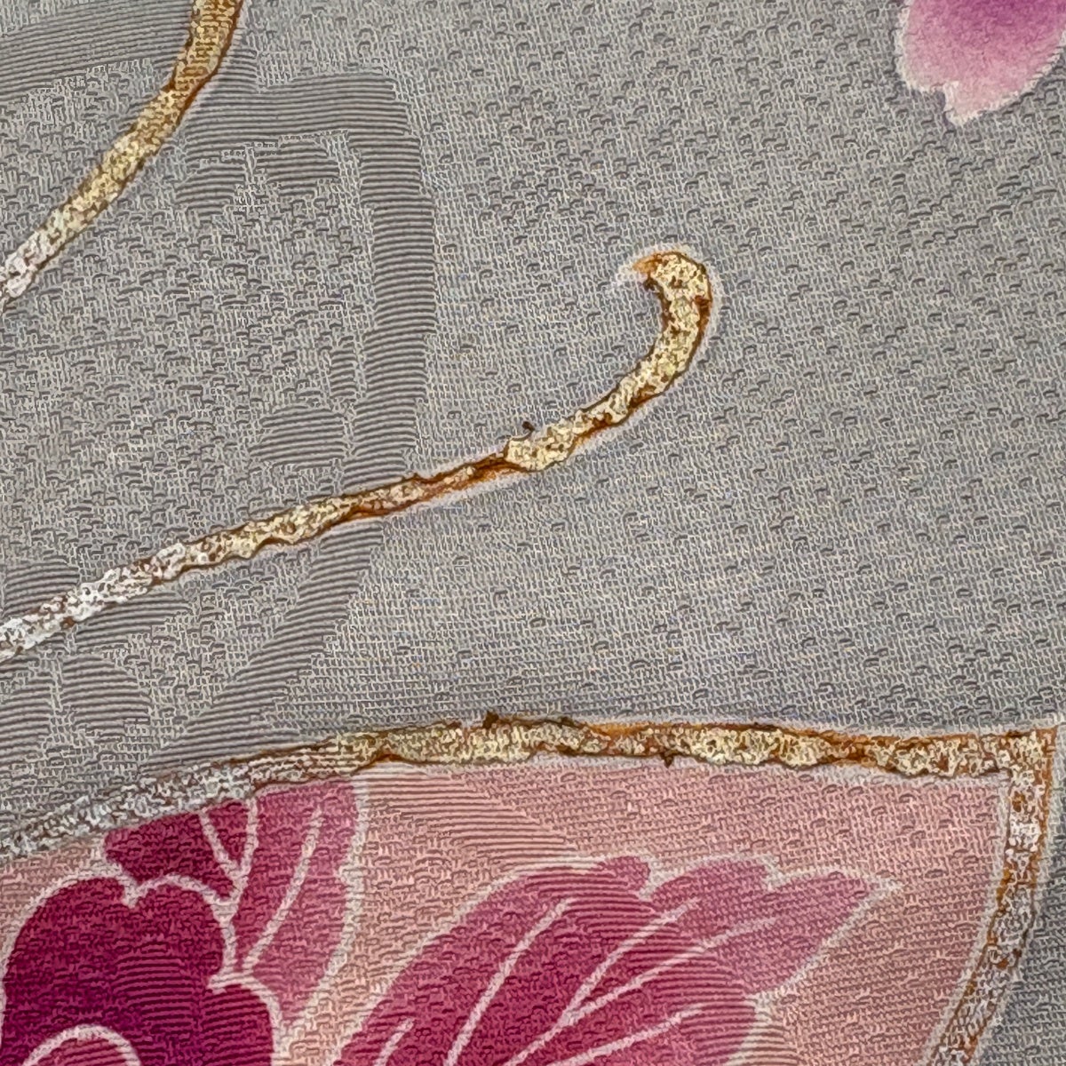 振袖 身丈159cm 裄丈69.5cm L 袷 牡丹 蝶 刺繍 金銀彩 灰色 正絹 秀品