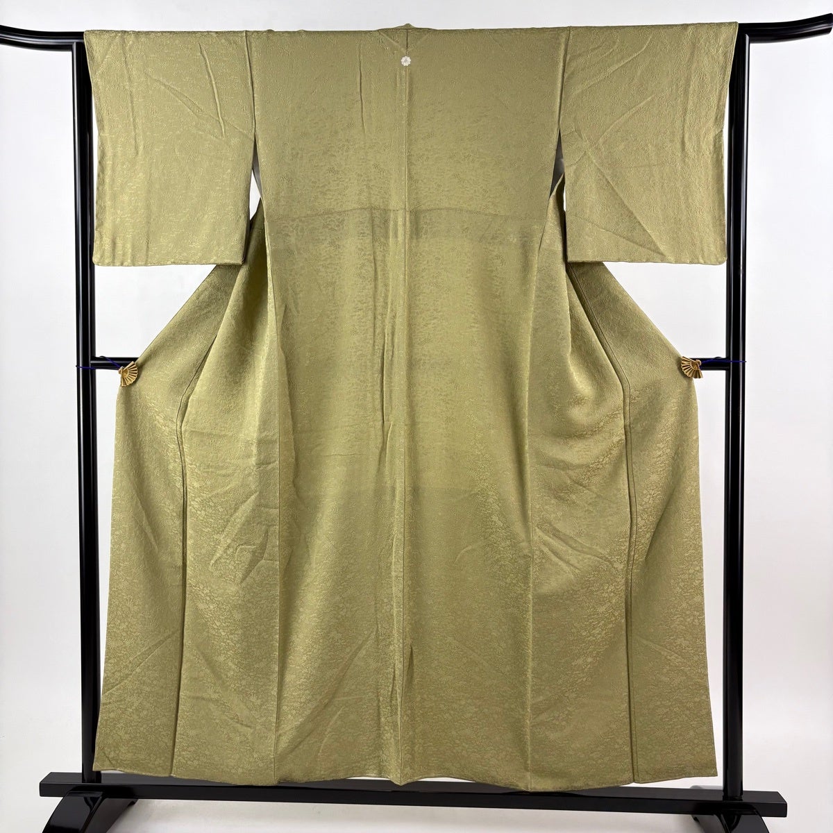 色無地 身丈155.5cm 裄丈66cm 正絹 秀品 【中古】 20%OFF 【美品】 色無地 身丈155.5cm 裄丈65.5cm M 袷 二代目 久保田一