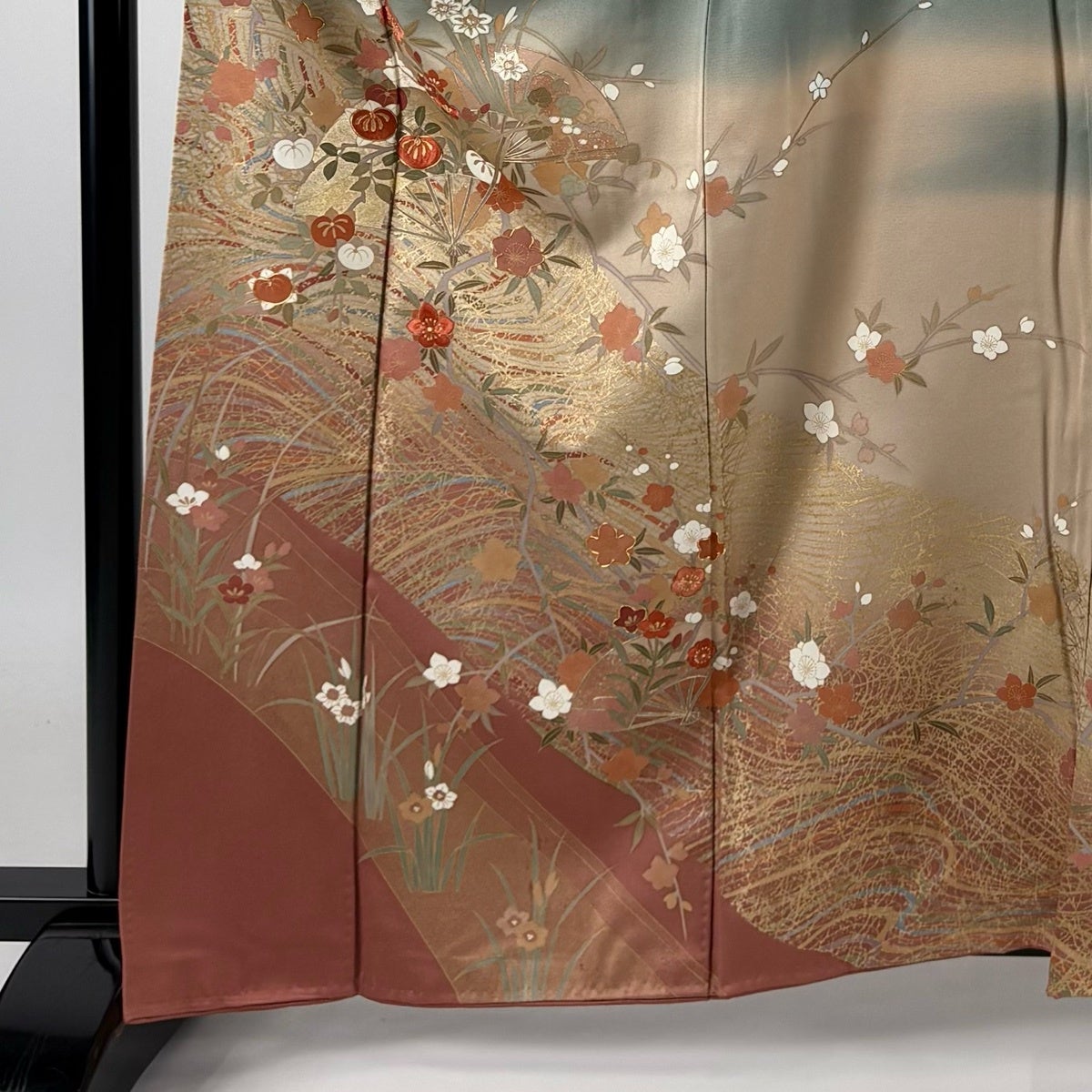 新古品！美品＊枝垂れ花＆花扇＊金彩尽し＊刺繡＊総柄＊訪問着＊１６２ｃｍ＊裄６９ 訪問着 身丈162cm 裄丈69cm L 袷 落款あり 花扇 波 刺繍 金彩 灰緑