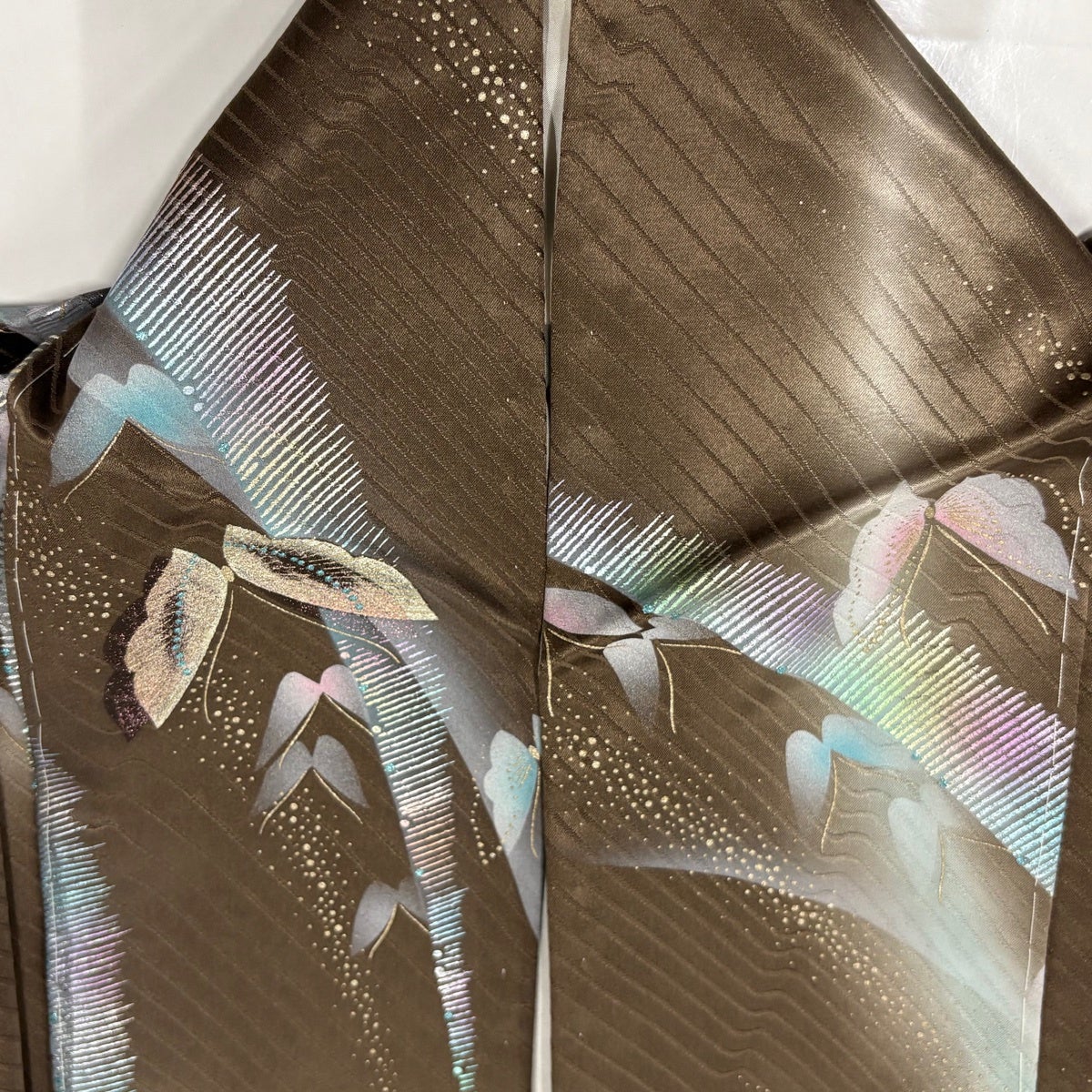 美品】 小紋 身丈159cm 裄丈68cm L 袷 蝶 幾何学 金銀彩 ぼかし 焦茶色