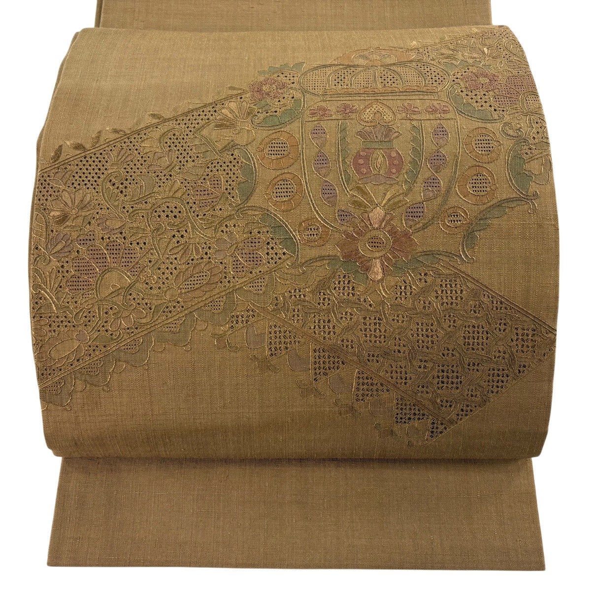 美品】 袋帯 秀品 華文 相良刺繍 ぼかし 薄黄 お太鼓柄 正絹｜中古
