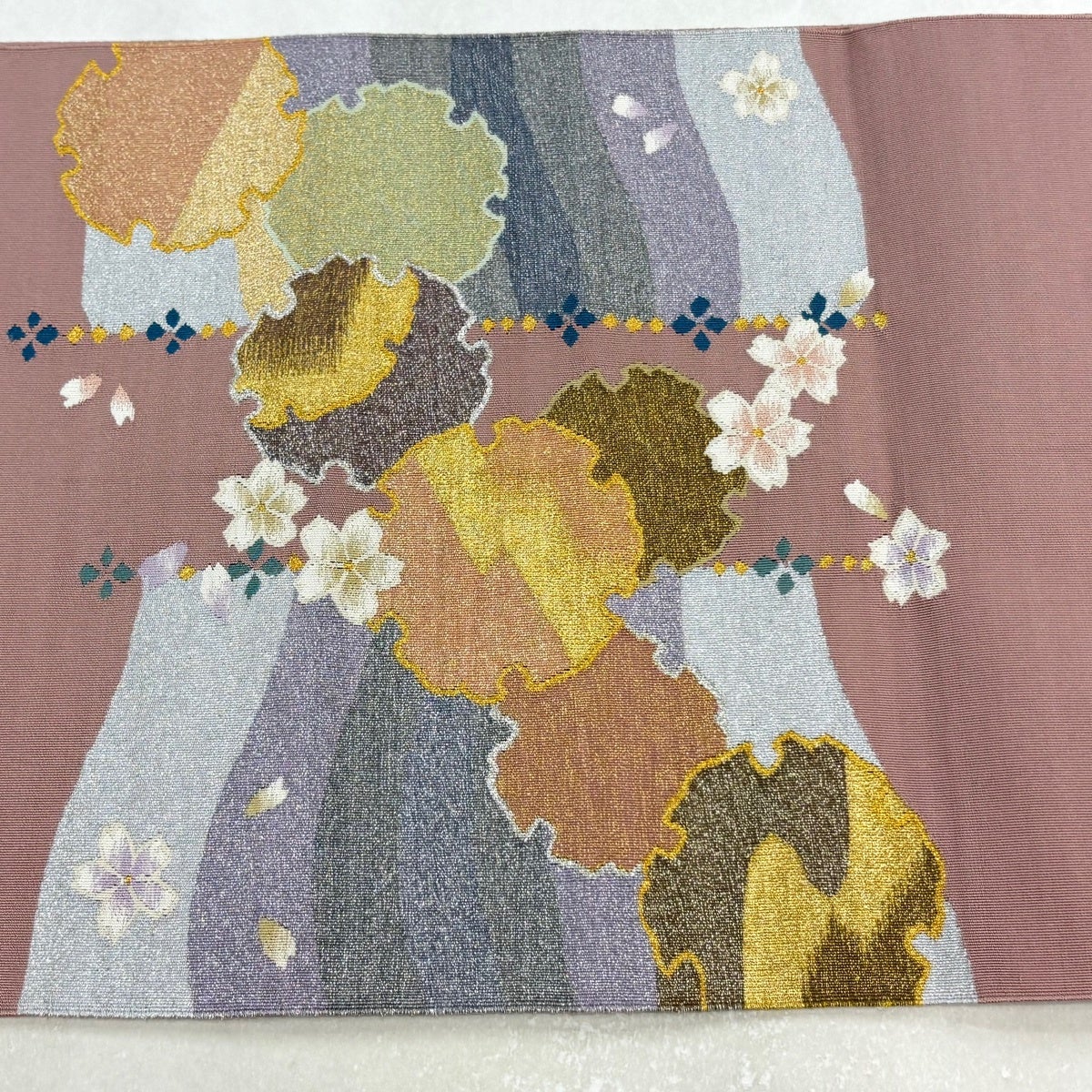 名古屋帯 秀品 八寸名古屋帯 松葉仕立て 雪輪 桜 金銀糸 薄小豆 正絹