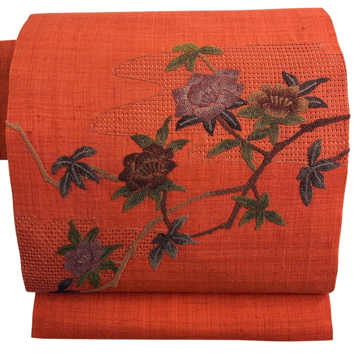 美品】 名古屋帯 秀品 紬地 枝花 霞 刺繍 朱色 正絹｜中古・古着