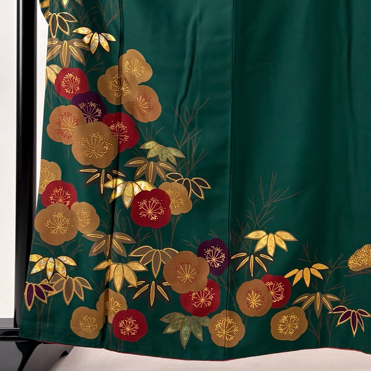 振袖 身丈162cm 裄丈65.5cm M 袷 梅 笹 金銀彩 深緑 正絹 秀品｜中古