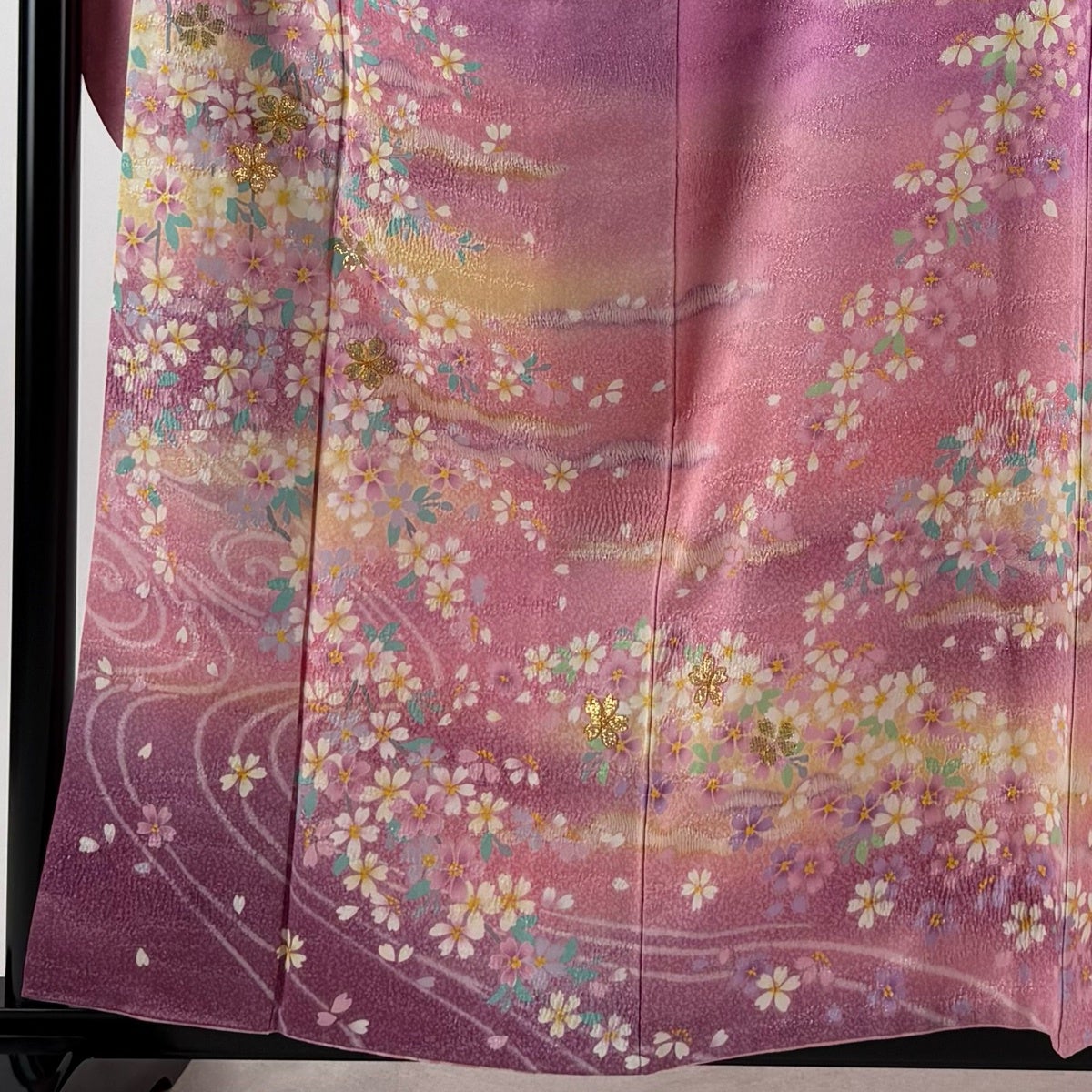 美品】 振袖 身丈158.5cm 裄丈65cm M 袷 桜 流水 銀通し 箔 ピンク