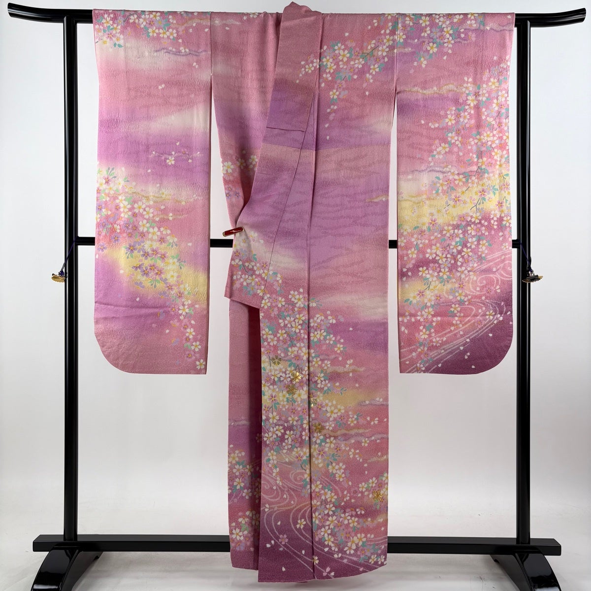 美品】 振袖 身丈158.5cm 裄丈65cm M 袷 桜 流水 銀通し 箔 ピンク